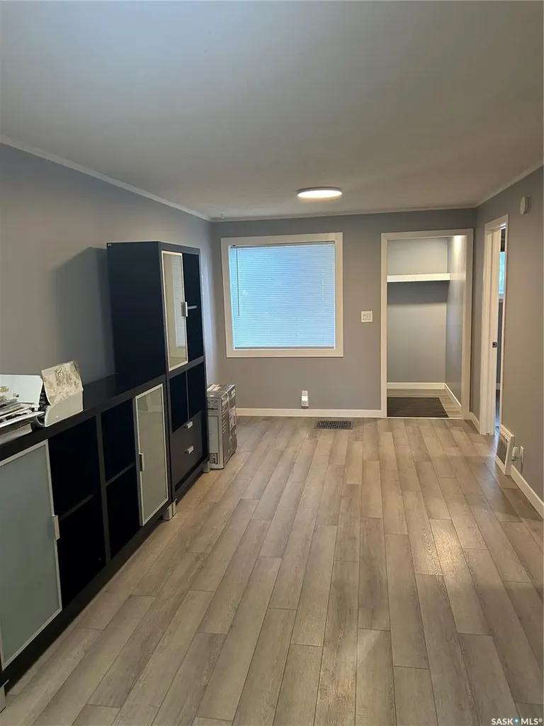 2059 Mcdonald Street Regina SK S4N 2Y4