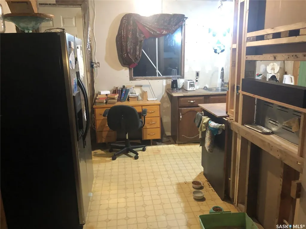 121 5th Street Bladworth SK S0G 0J0