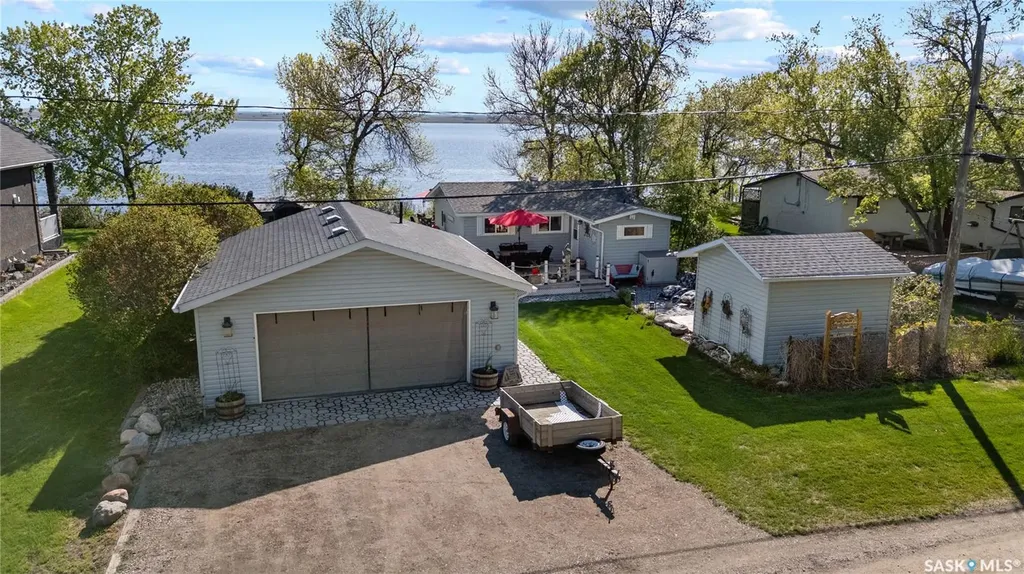 134 Lakeview Drive Island View SK S0G 0L0