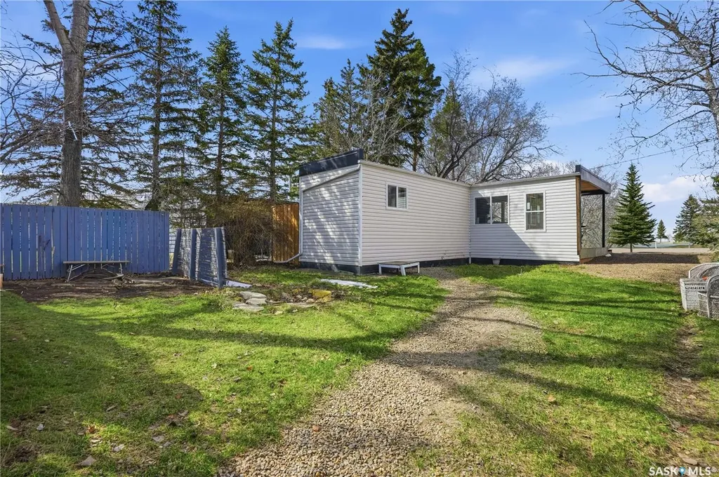 17 Pheasant Street Wood River Rm No. 74 SK S0H 2K0