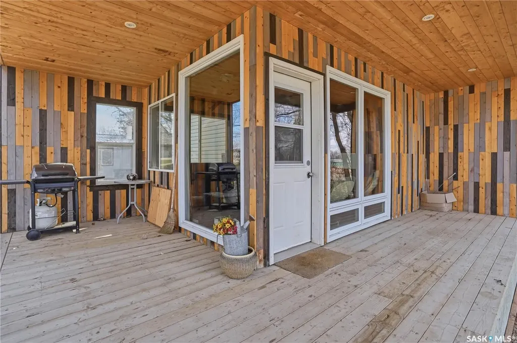 17 Pheasant Street Wood River Rm No. 74 SK S0H 2K0