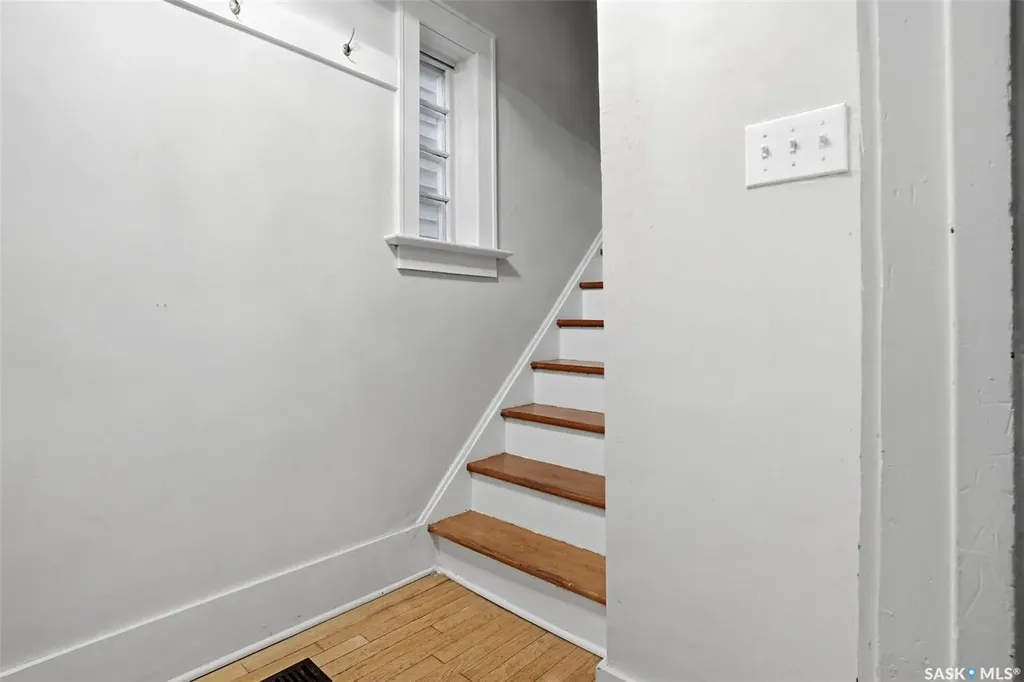 2273 Cameron Street Regina SK S4T 2V9
