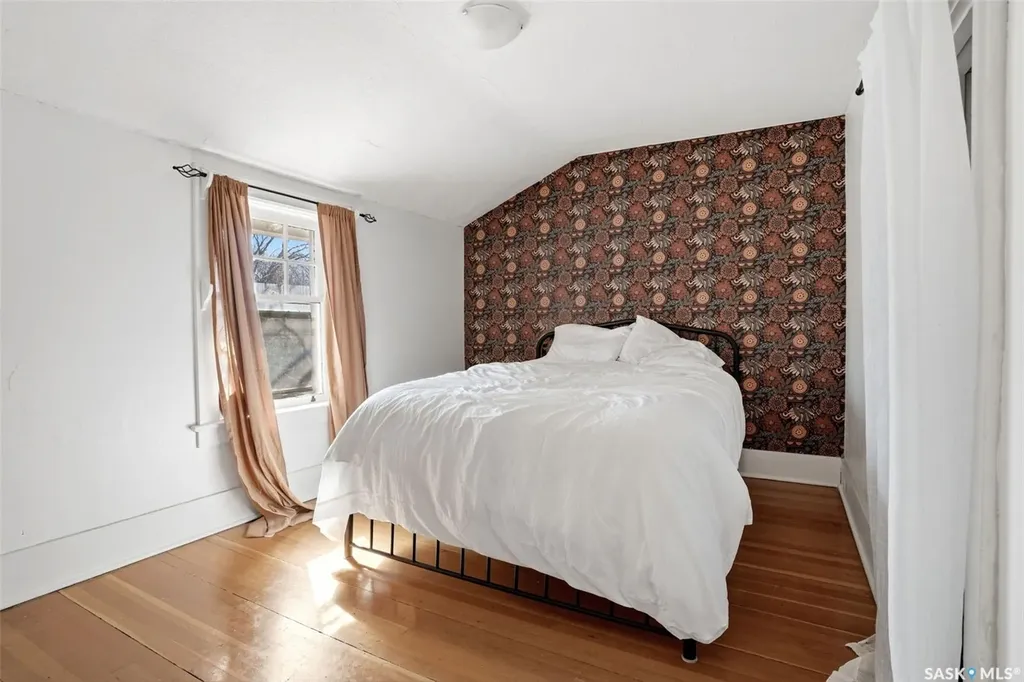 2273 Cameron Street Regina SK S4T 2V9