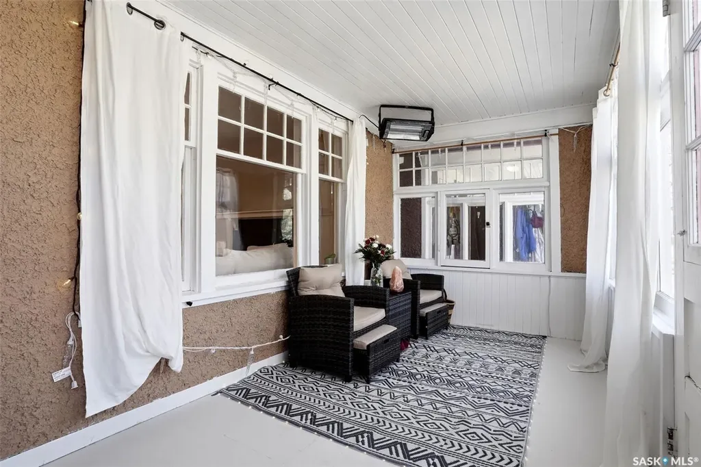 2273 Cameron Street Regina SK S4T 2V9