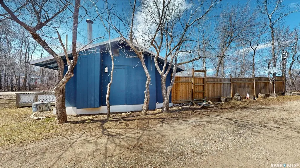 764 Ennis Avenue White Bear Ir 70 SK S0C 2S0