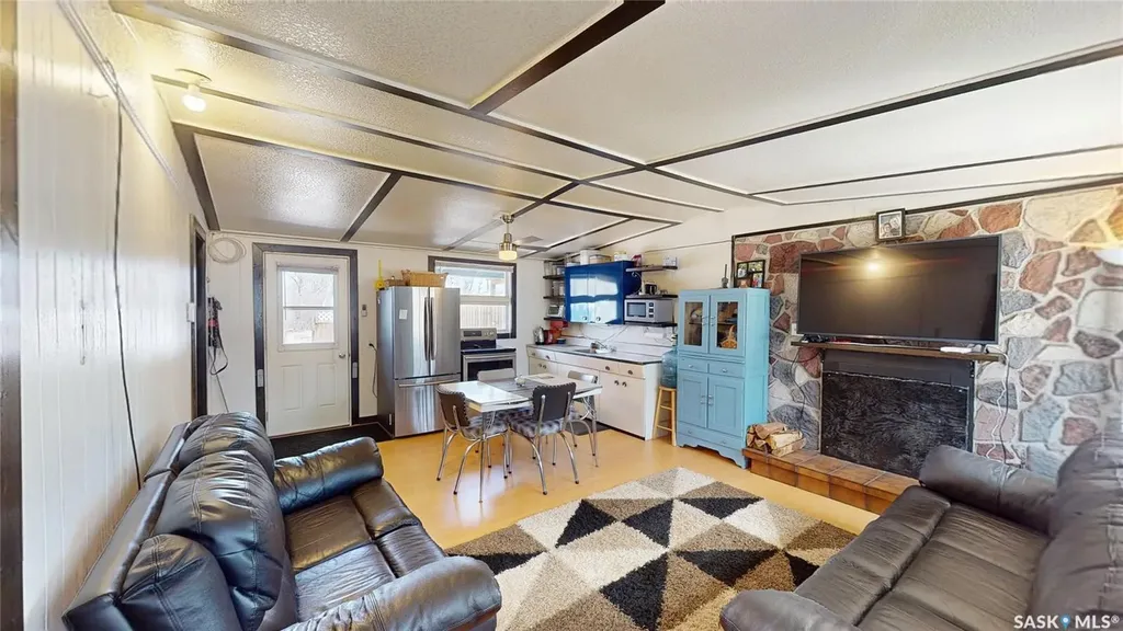 764 Ennis Avenue White Bear Ir 70 SK S0C 2S0