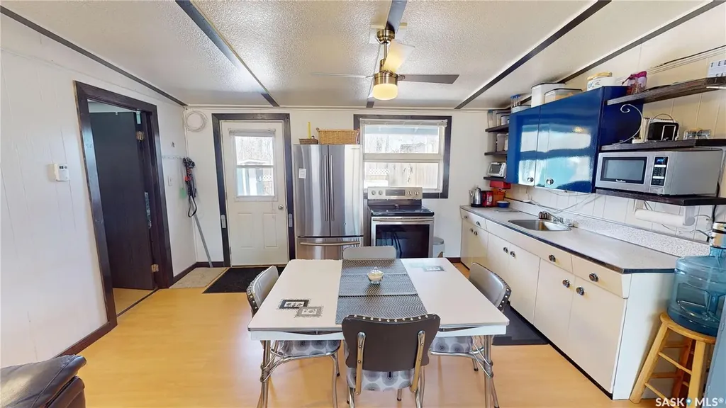 764 Ennis Avenue White Bear Ir 70 SK S0C 2S0