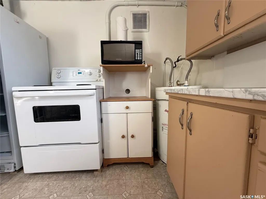 23 Goode Street Quill Lake SK S0A 3E0