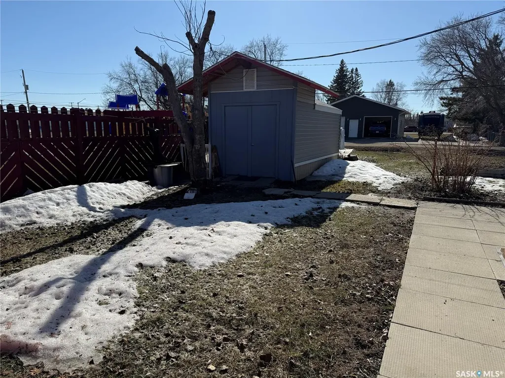 23 Goode Street Quill Lake SK S0A 3E0