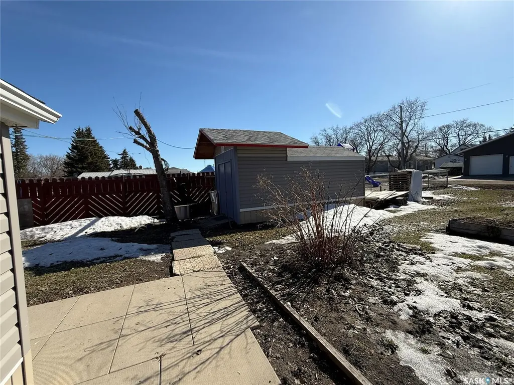 23 Goode Street Quill Lake SK S0A 3E0