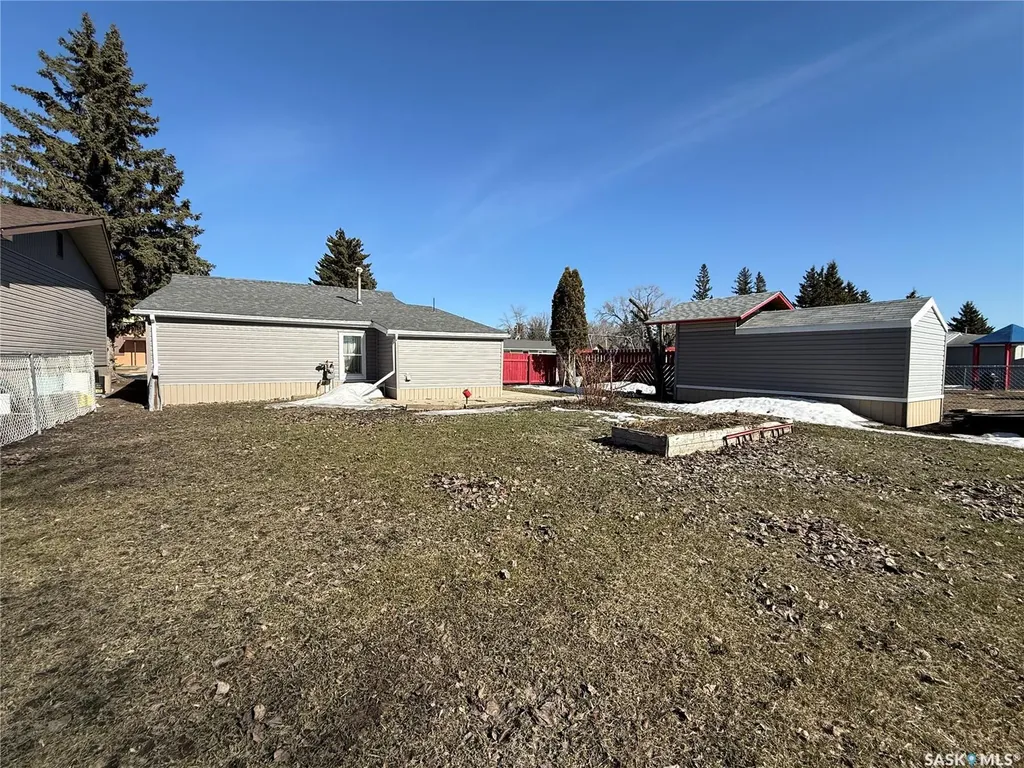 23 Goode Street Quill Lake SK S0A 3E0