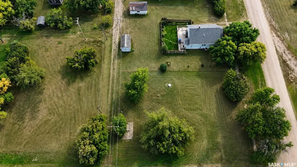136 Railway Avenue Loreburn SK S0H 2S0