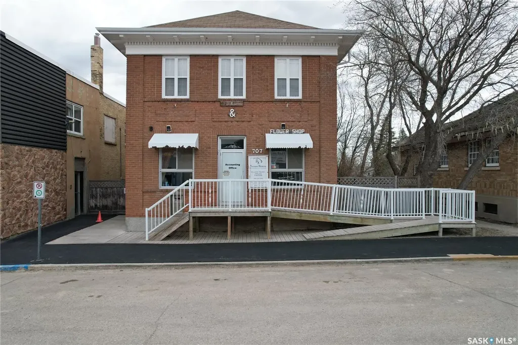 707 Lalonde Street Whitewood SK S0G 5C0
