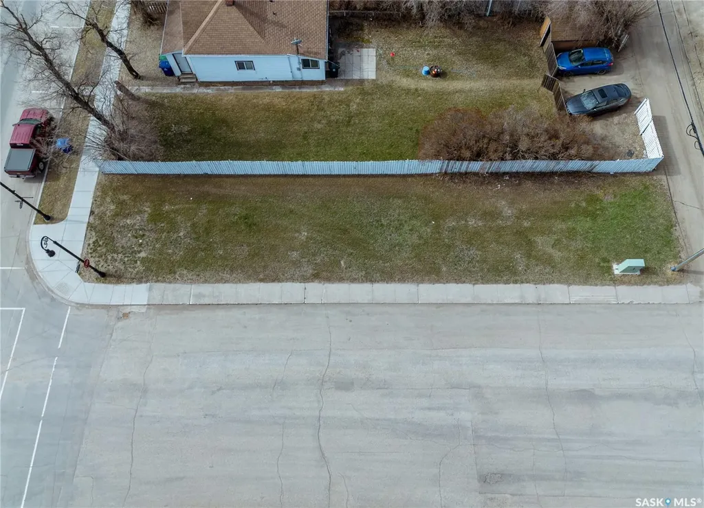 421 Main Street Biggar SK S0K 0M0