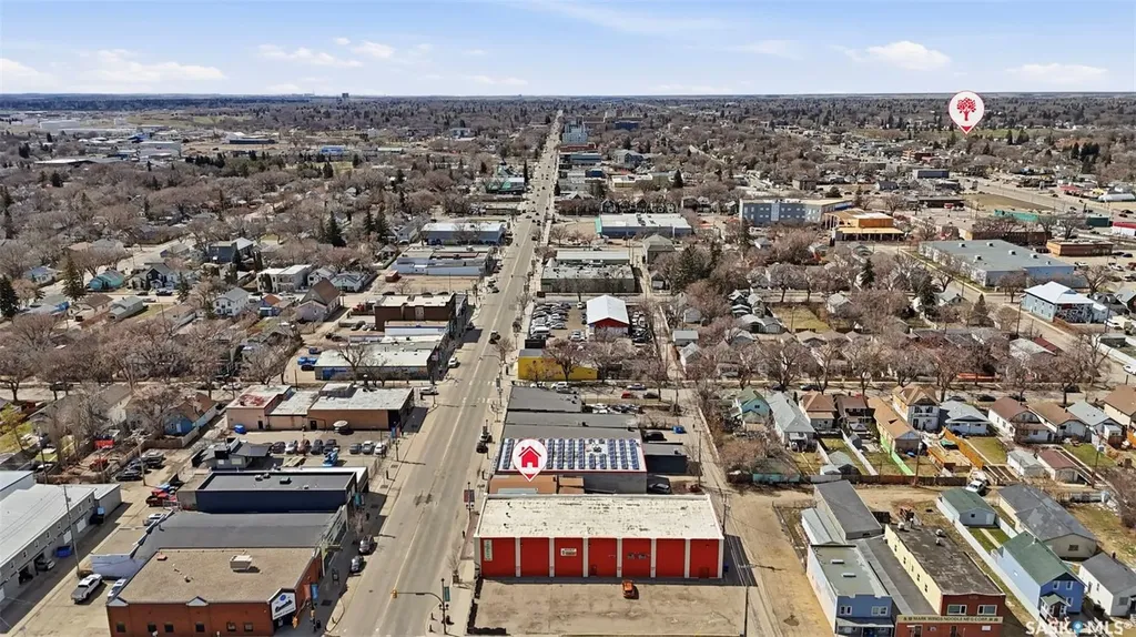 418 20th Street W Saskatoon SK S7M 0X4