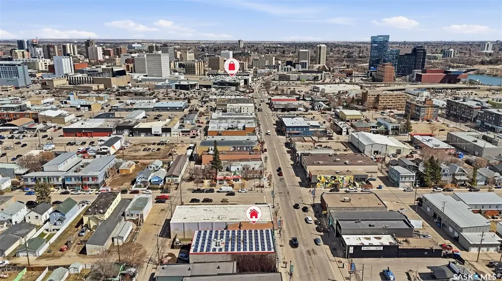 418 20th Street W Saskatoon SK S7M 0X4