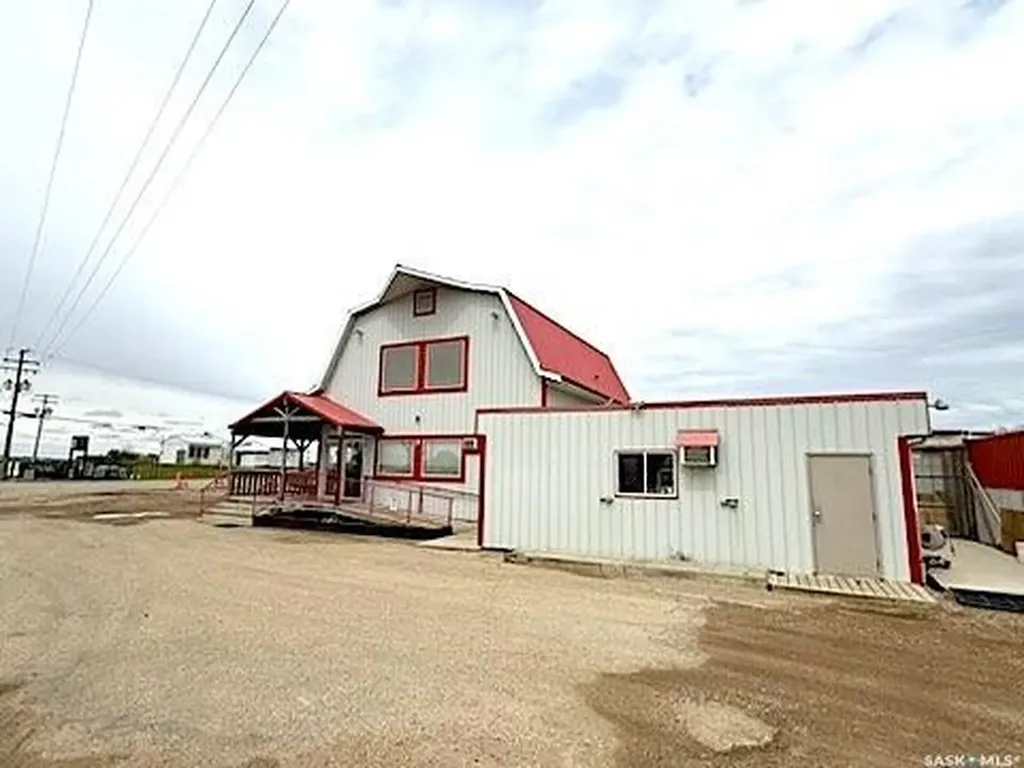 102 6 Highway N Watson SK S0K 4V0