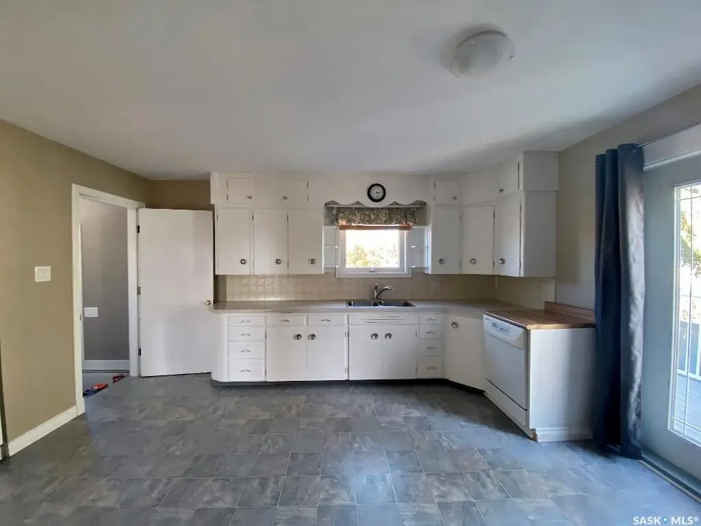 109 1st Avenue E Eatonia SK S0L 1A0