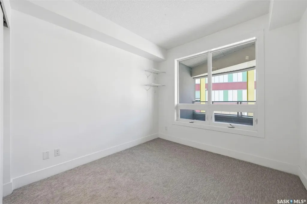 409 B Avenue S Saskatoon SK S7M 5M8