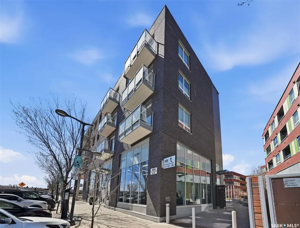 409 B Avenue S Saskatoon SK S7M 5M8