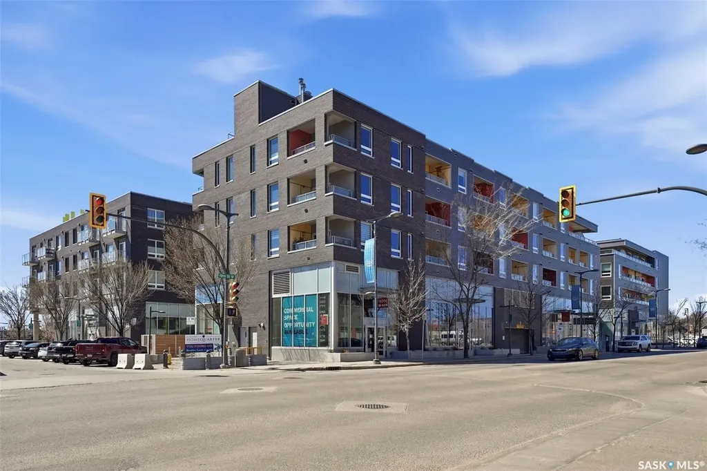 409 B Avenue S Saskatoon SK S7M 5M8