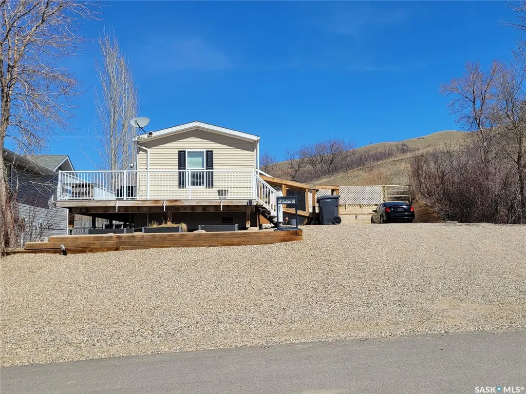 53 Jackson Street Katepwa Beach SK S0G 2Y0