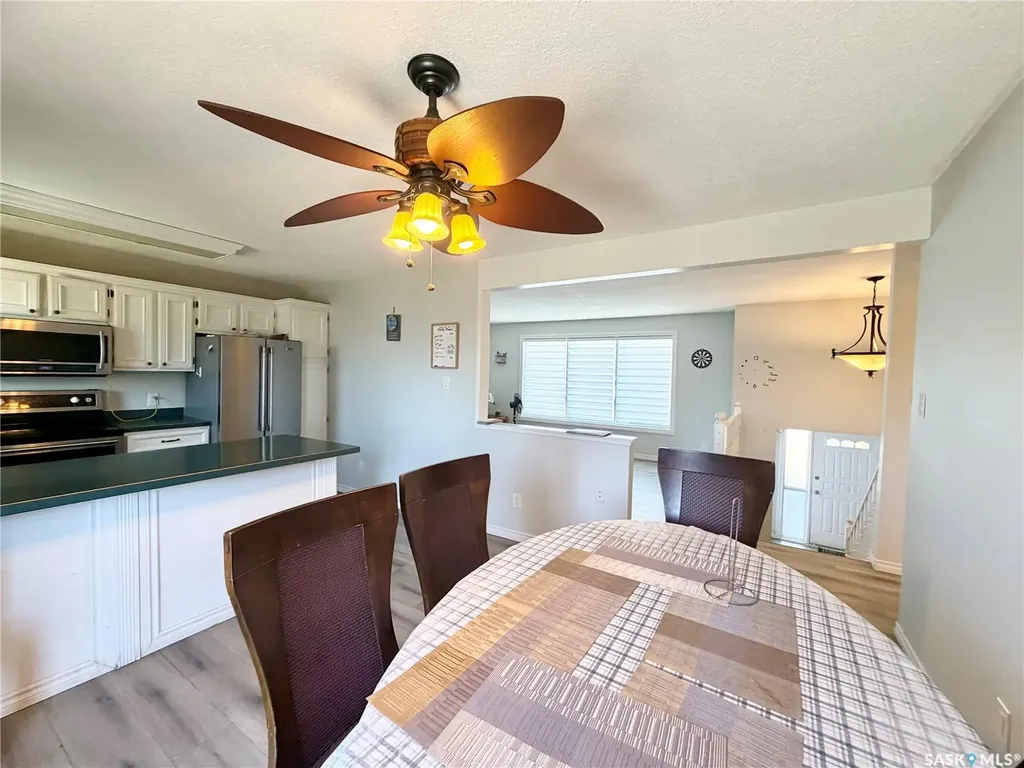 11337 Clark Drive North Battleford SK S9A 3P5