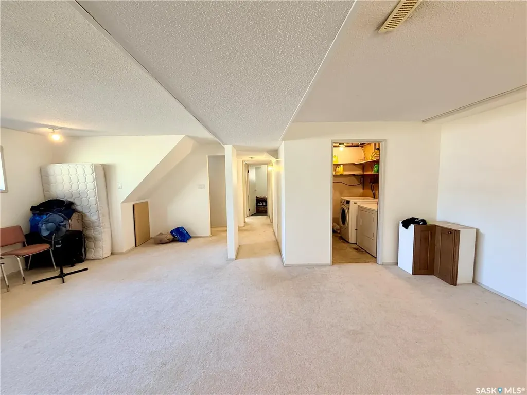 11337 Clark Drive North Battleford SK S9A 3P5