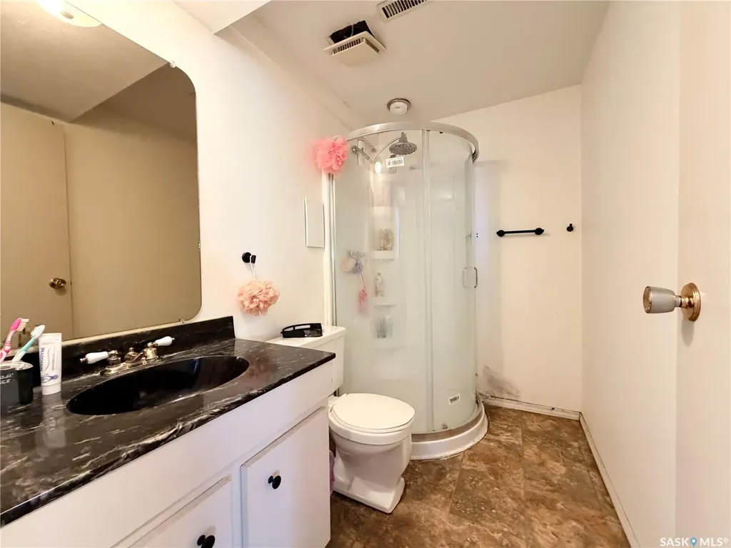 11337 Clark Drive North Battleford SK S9A 3P5