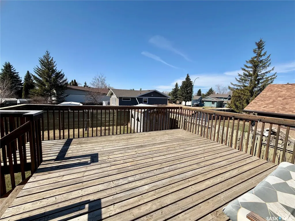 11337 Clark Drive North Battleford SK S9A 3P5
