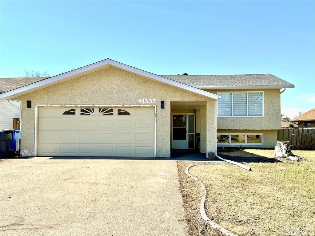 11337 Clark Drive North Battleford SK S9A 3P5