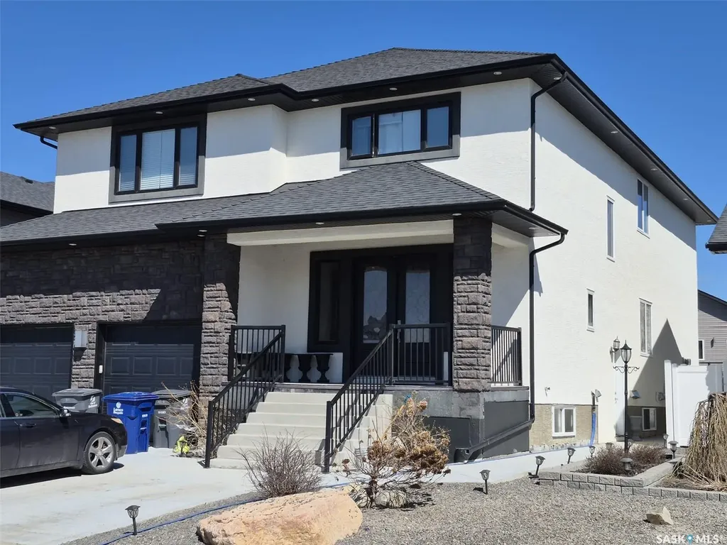 319 Roy Crescent Saskatoon SK S7W 0L1