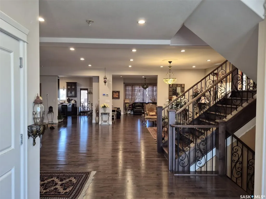 319 Roy Crescent Saskatoon SK S7W 0L1