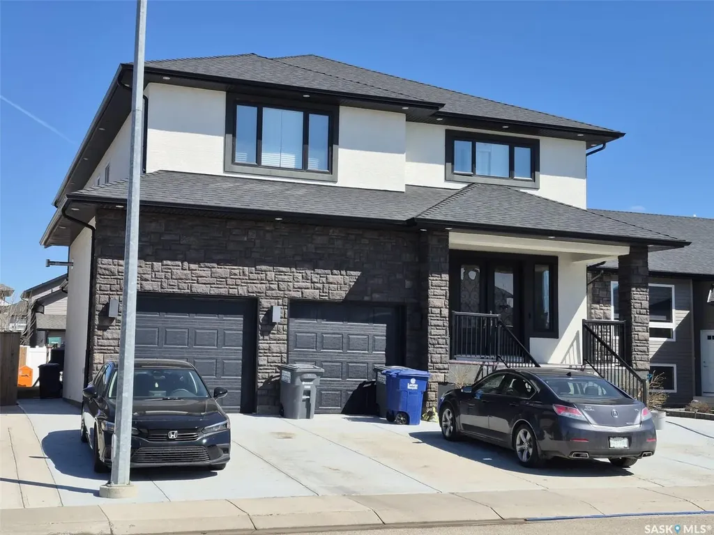 319 Roy Crescent Saskatoon SK S7W 0L1