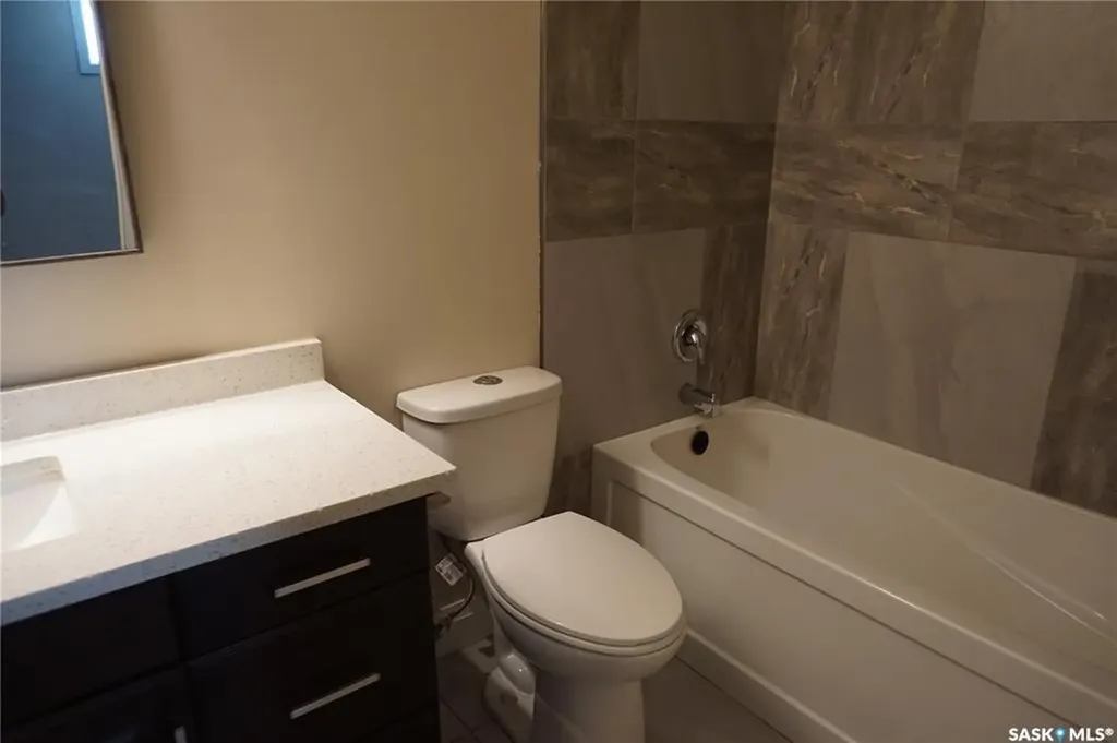 319 Roy Crescent Saskatoon SK S7W 0L1