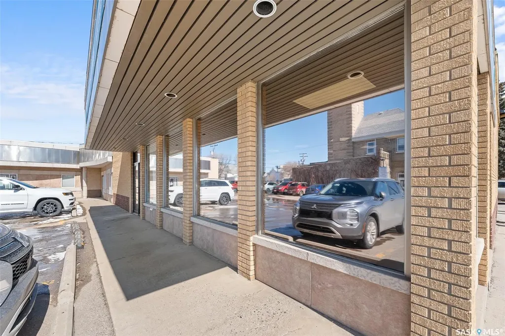 100 Fairford Street W Moose Jaw SK S6H 1V3