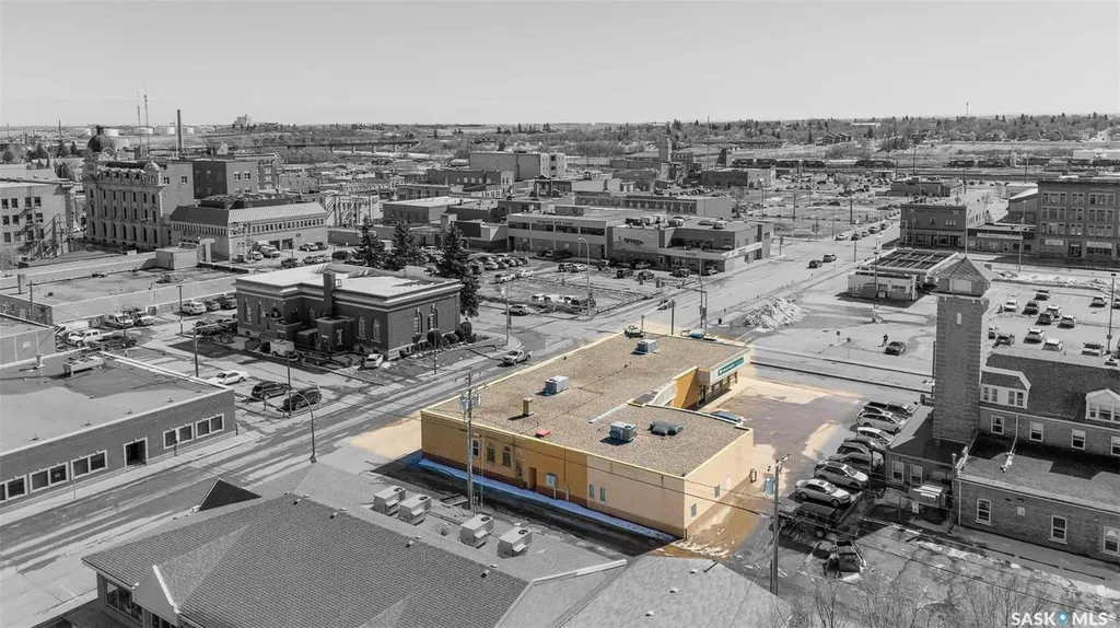 100 Fairford Street W Moose Jaw SK S6H 1V3