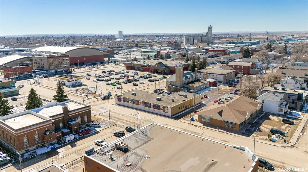 100 Fairford Street W Moose Jaw SK S6H 1V3