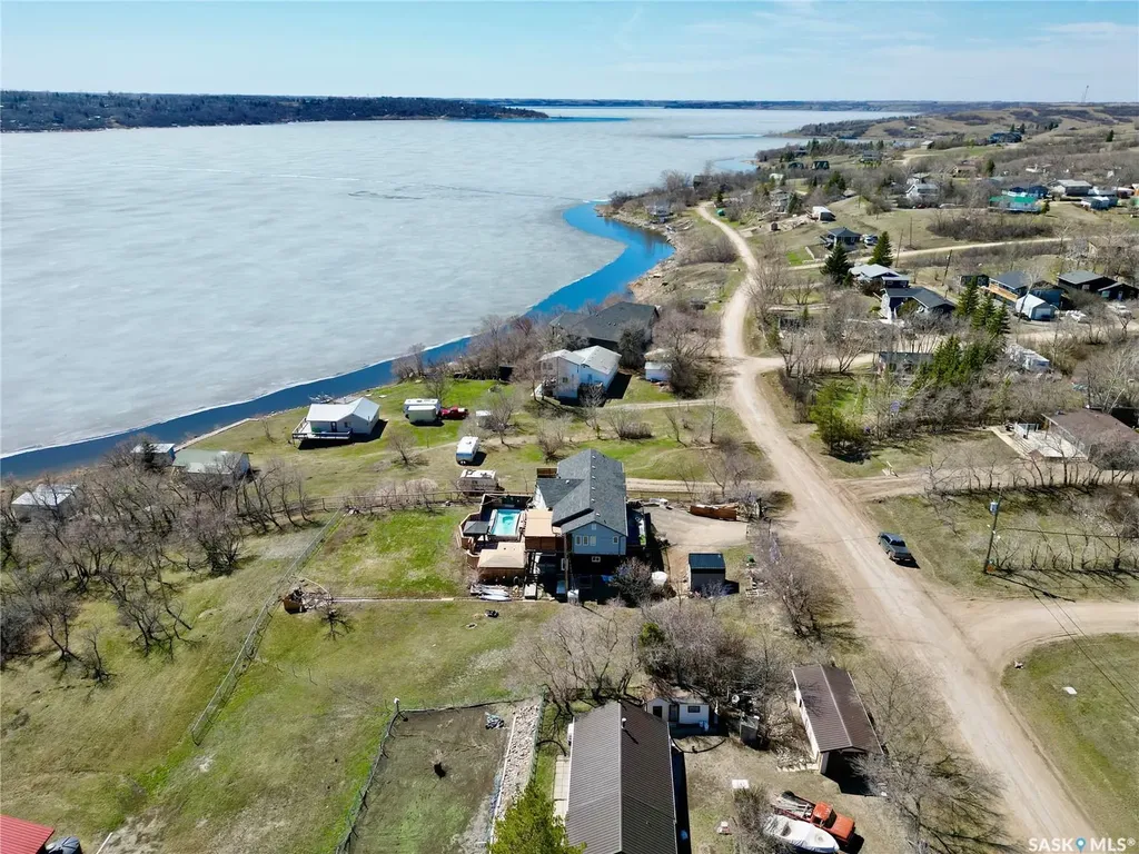 1300 Willow Avenue Saskatchewan Beach SK S0G 4L0
