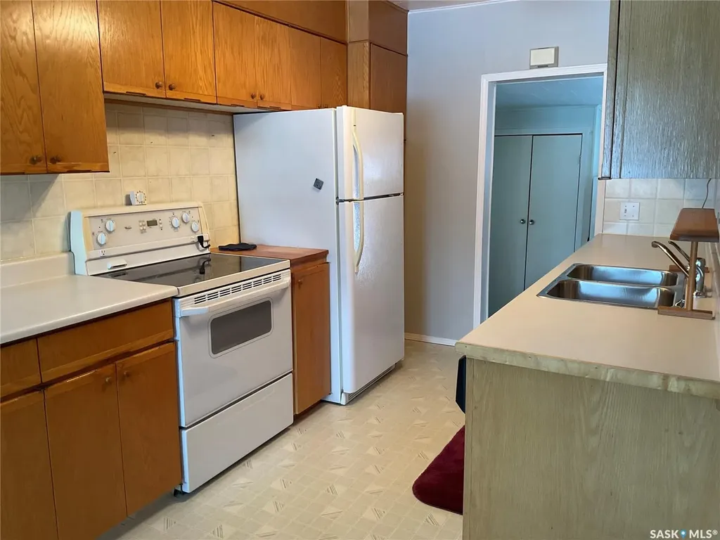 208 5th Street S Wakaw SK S0K 4P0