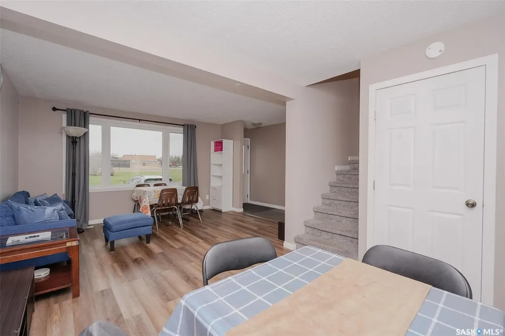 91 Mackenzie Way Regina SK S4N 5M8
