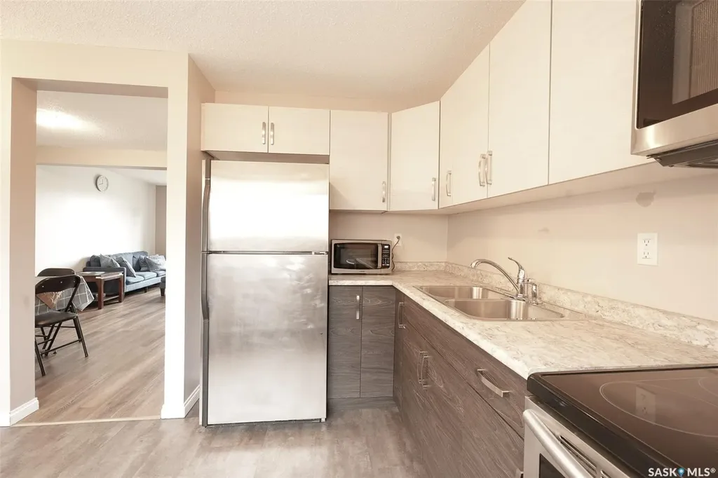 91 Mackenzie Way Regina SK S4N 5M8