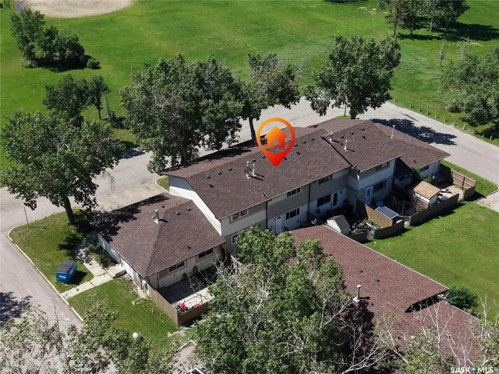 91 Mackenzie Way Regina SK S4N 5M8