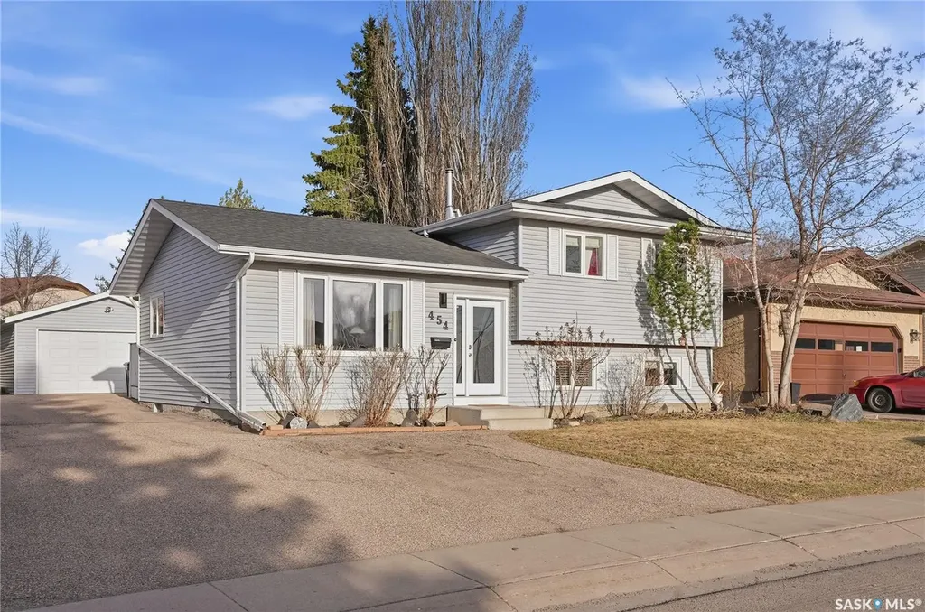 454 Konihowski Road Saskatoon SK S7S 1A4