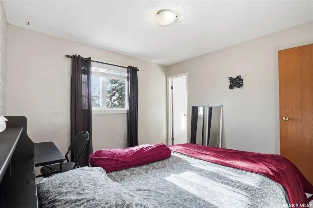 454 Konihowski Road Saskatoon SK S7S 1A4