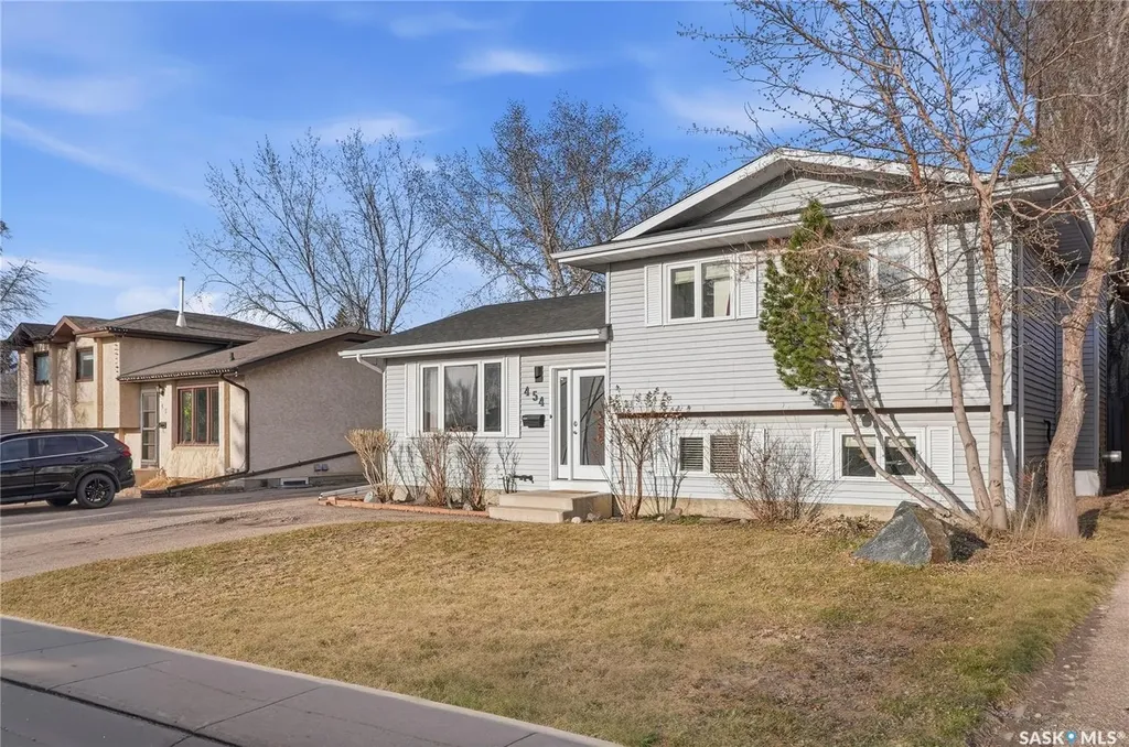 454 Konihowski Road Saskatoon SK S7S 1A4