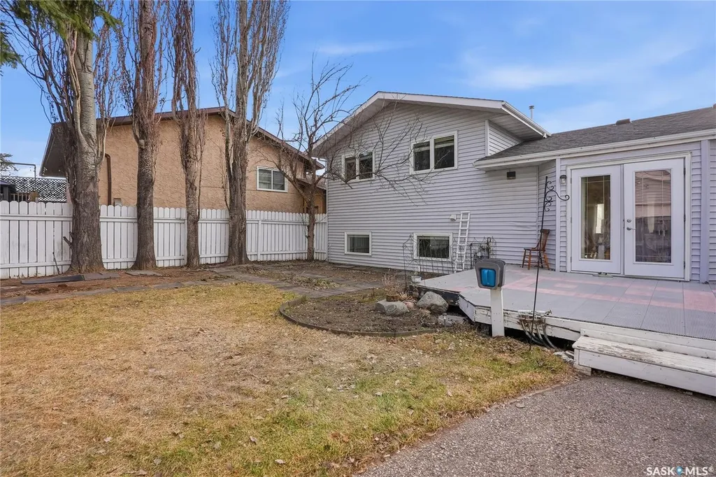 454 Konihowski Road Saskatoon SK S7S 1A4