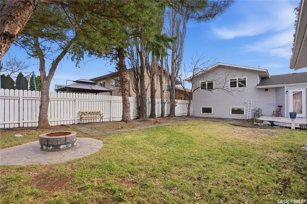 454 Konihowski Road Saskatoon SK S7S 1A4