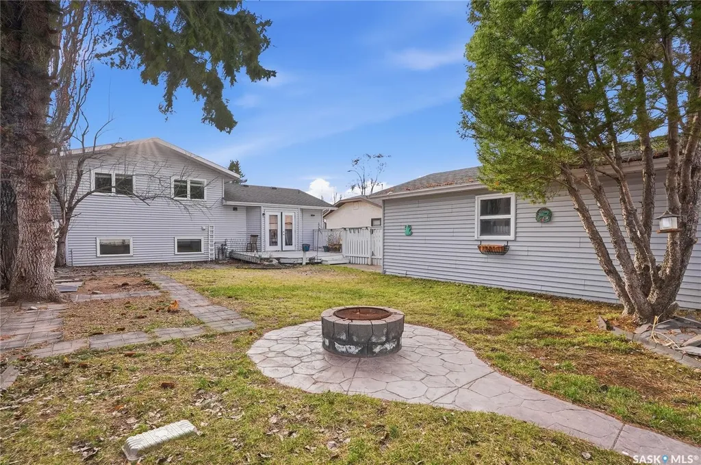 454 Konihowski Road Saskatoon SK S7S 1A4