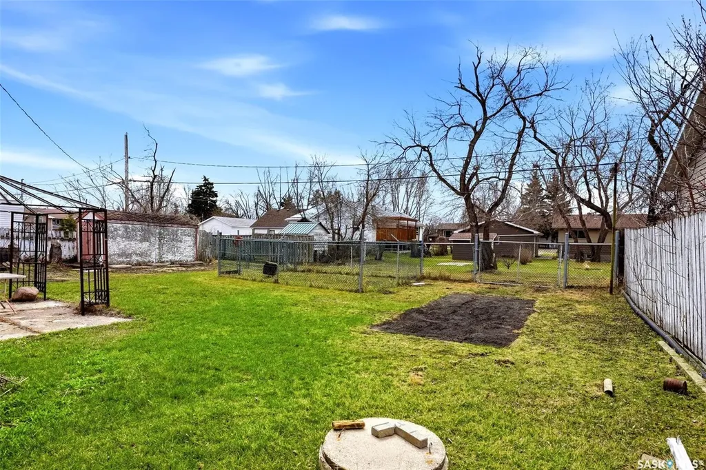 136 Lillis Avenue Mclean SK S0G 3E0
